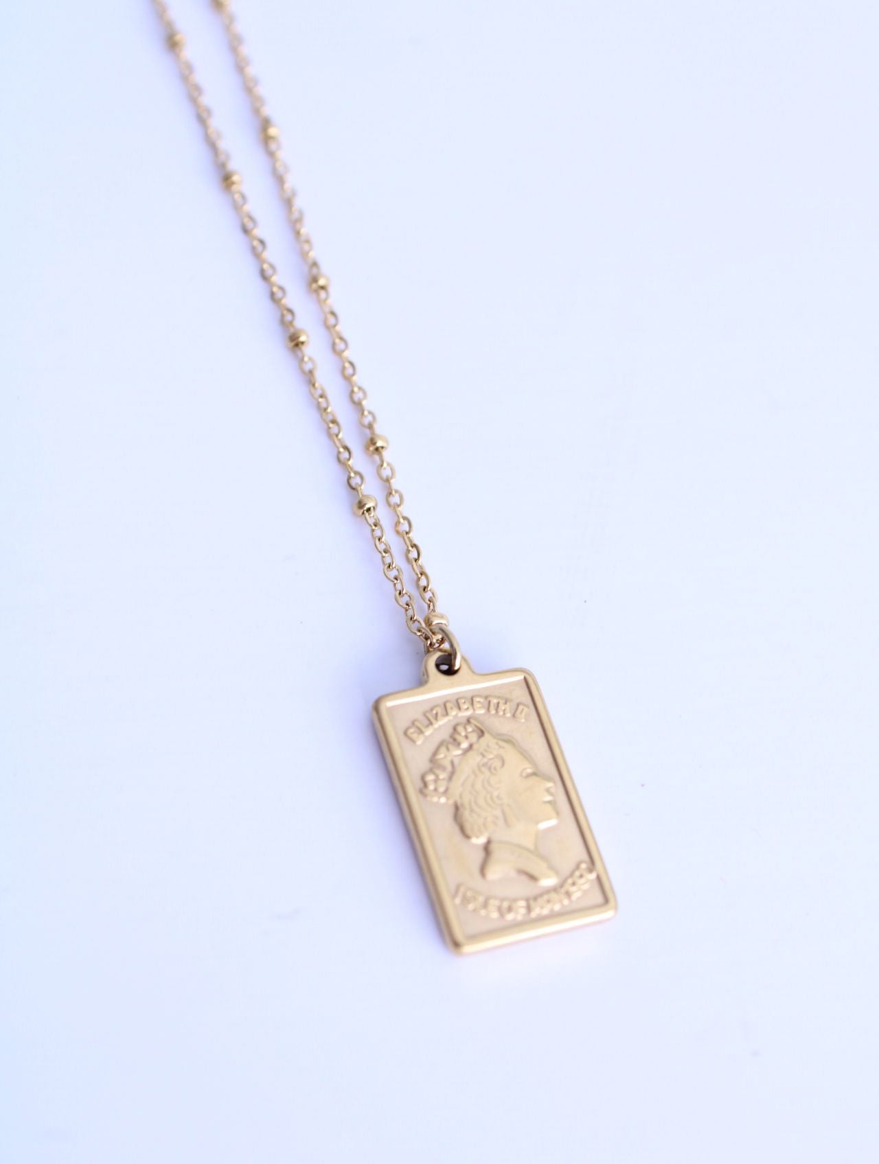 Collar Reina Elizabeth - Chapita Rectangular - hetikashop