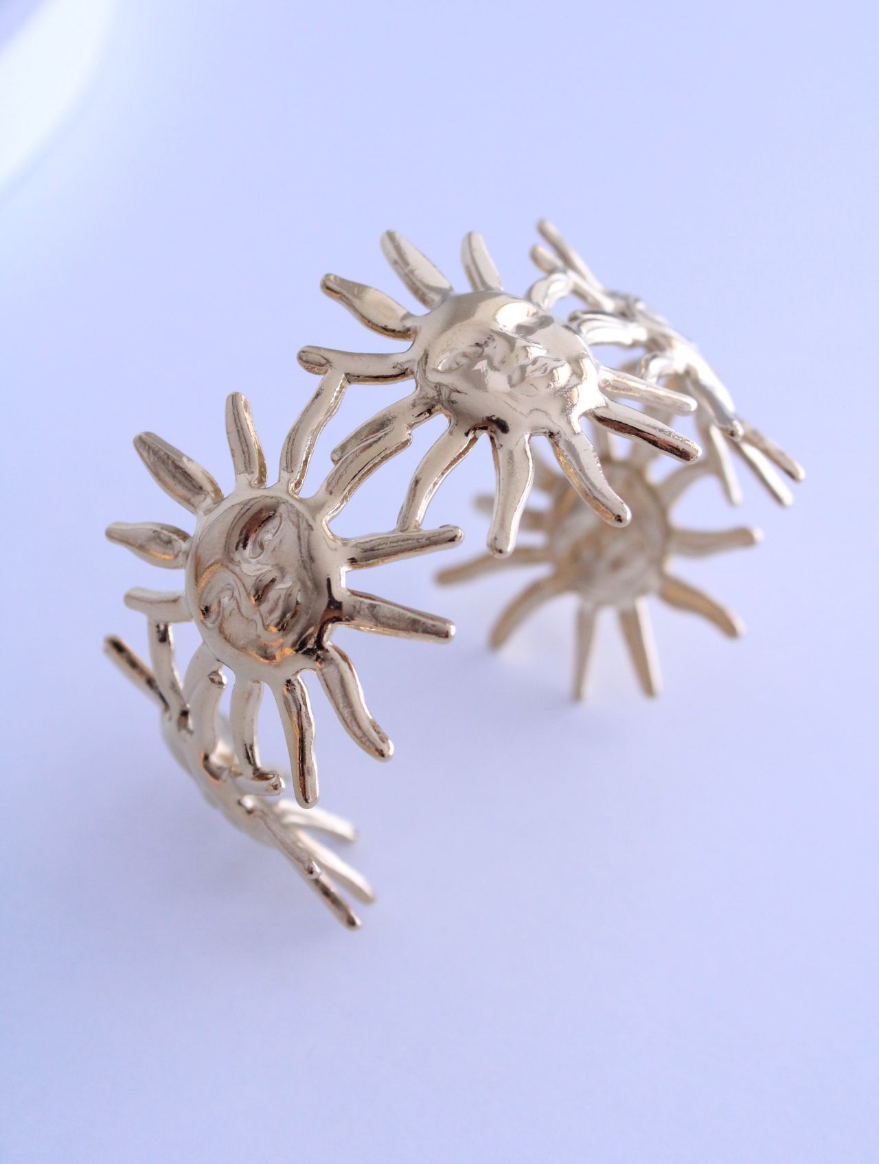 Pulsera Rígida Sol Tropé Dorada