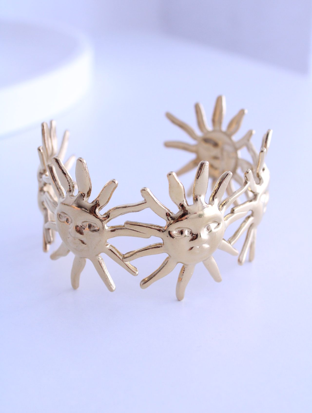 Pulsera Rígida Sol Tropé Dorada