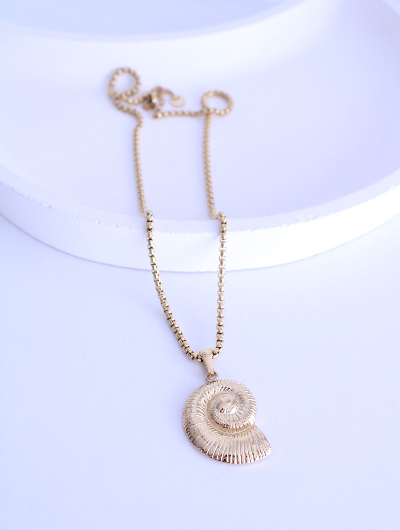 Collar Caracola Dorado