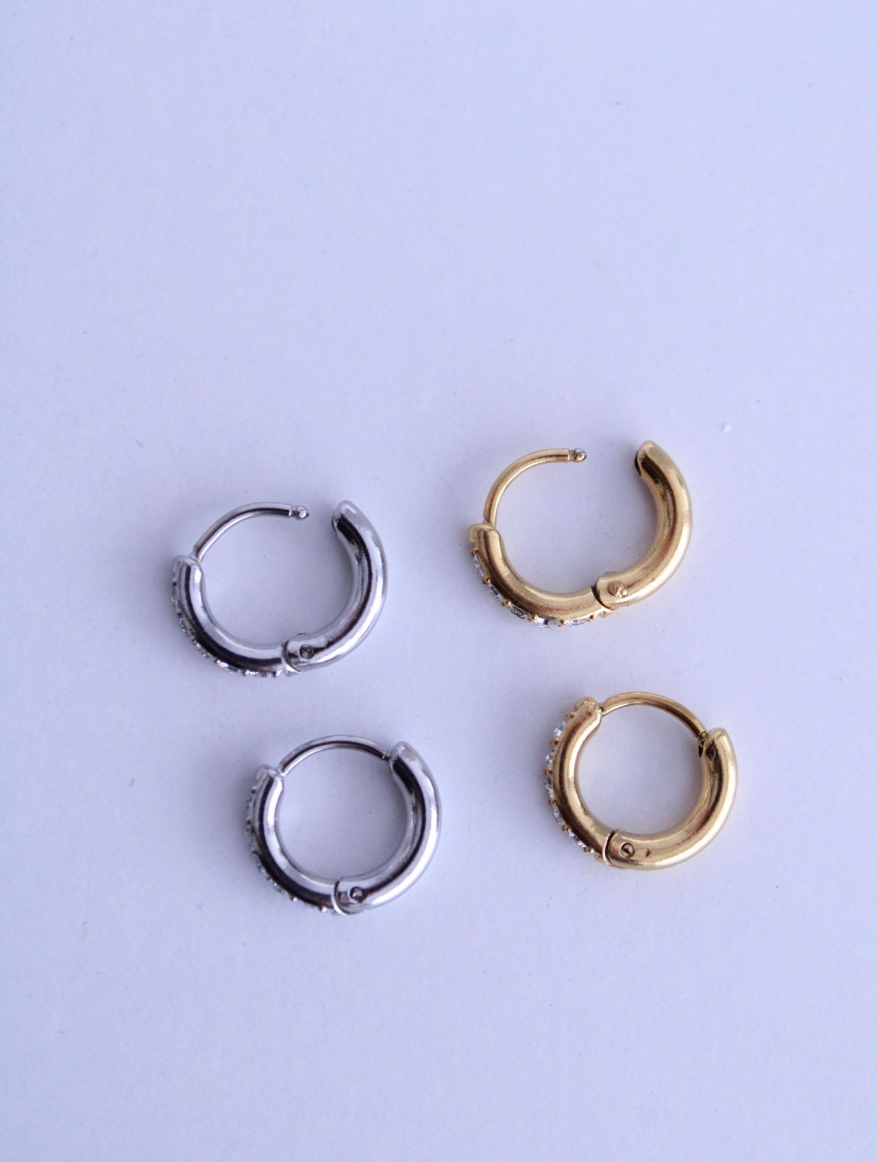 Mini Pendientes Aro con Brillantes