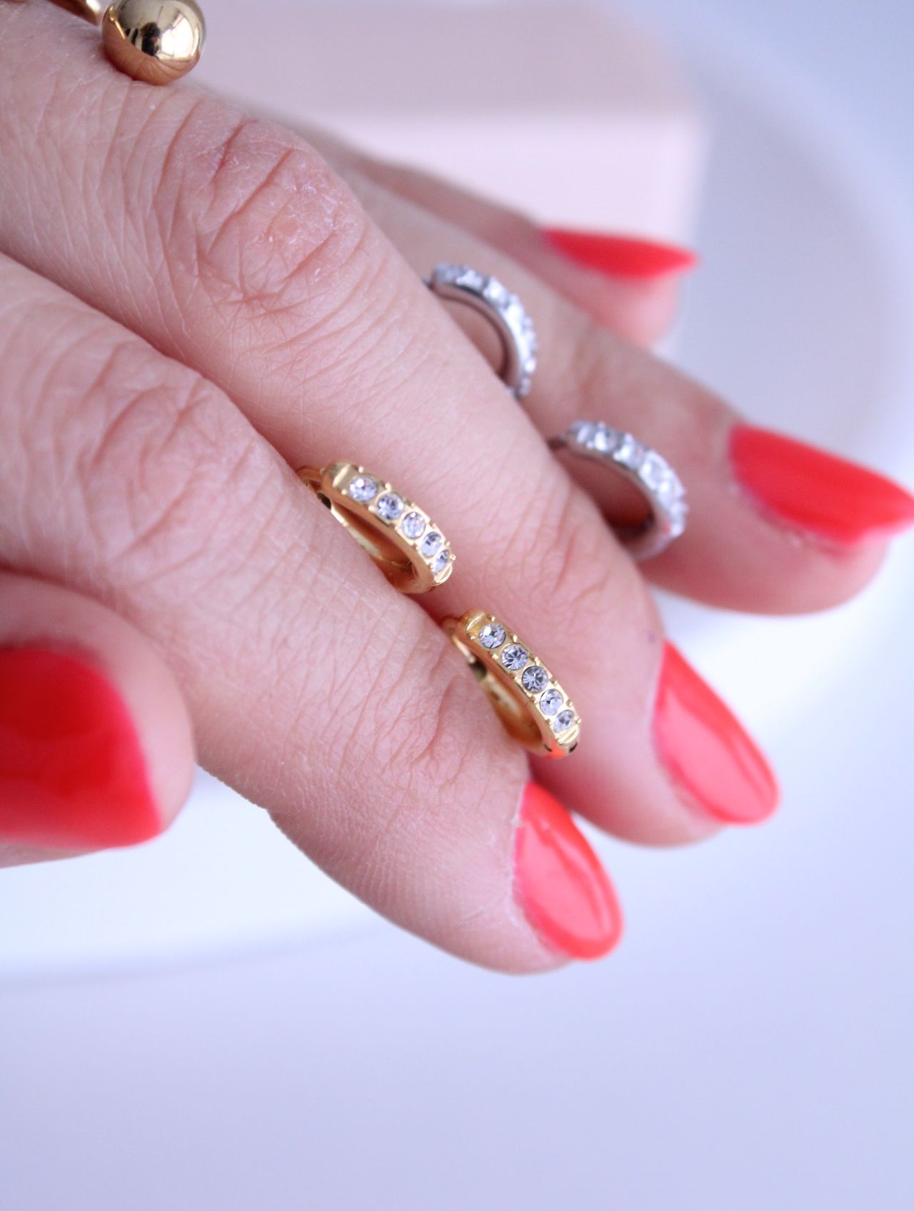 Mini Pendientes Aro con Brillantes