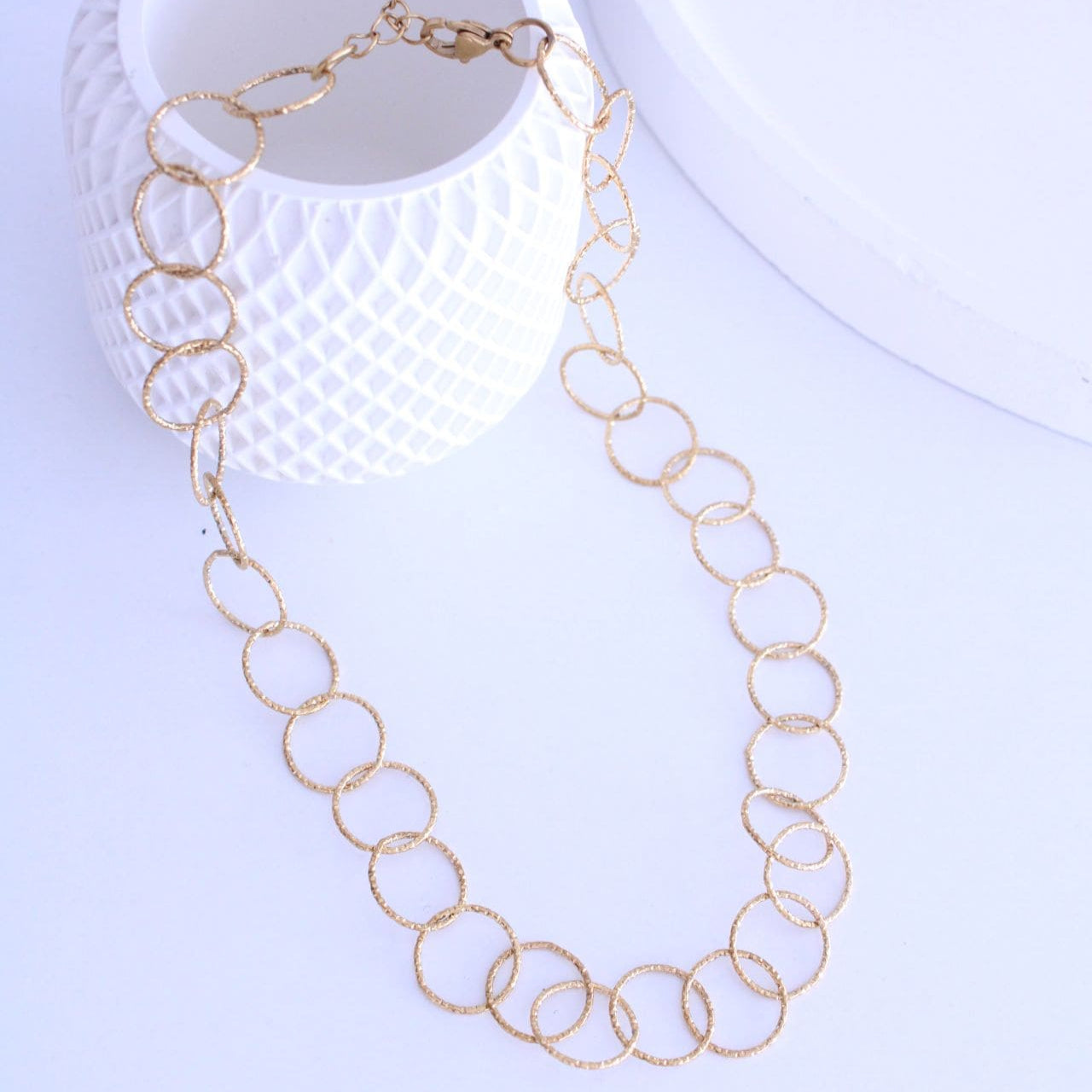 Collar de Aros Entretejidos