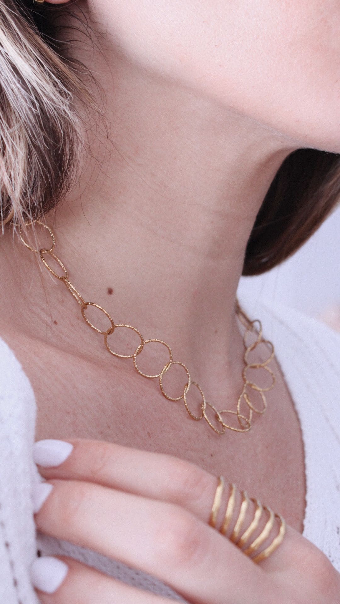 Collar de Aros Entretejidos