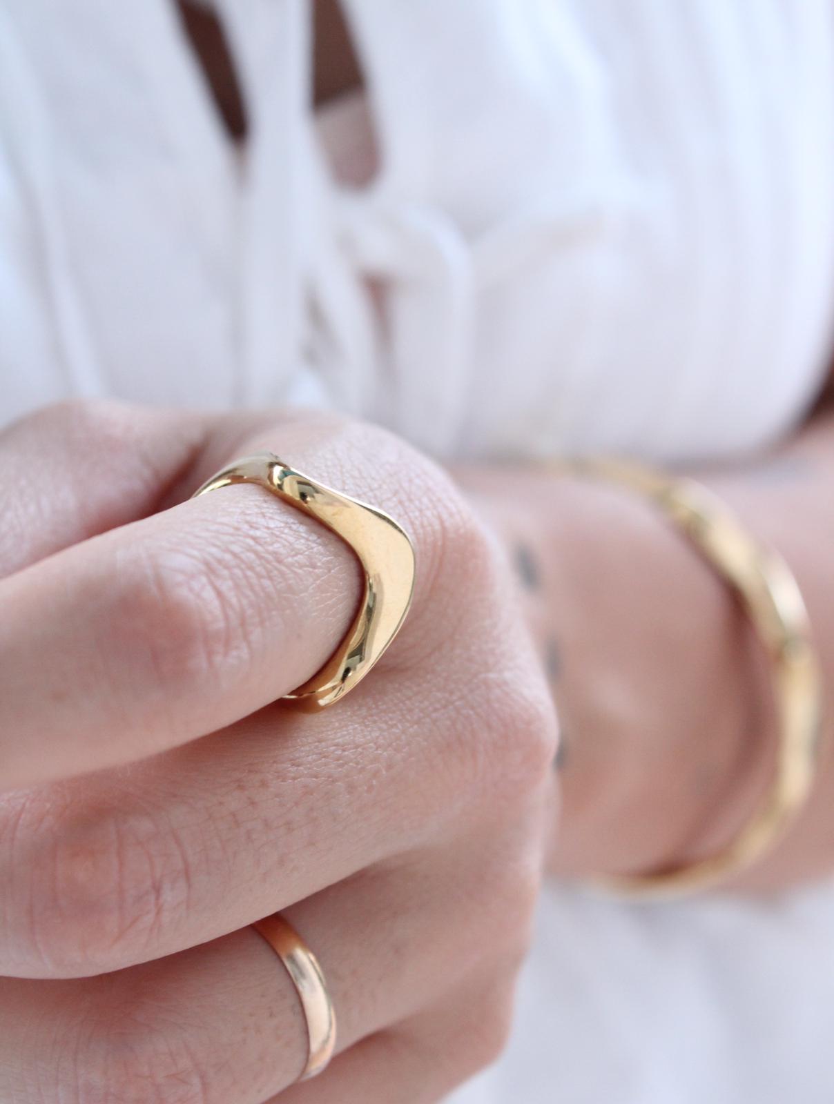 Anillo Ondas Wave