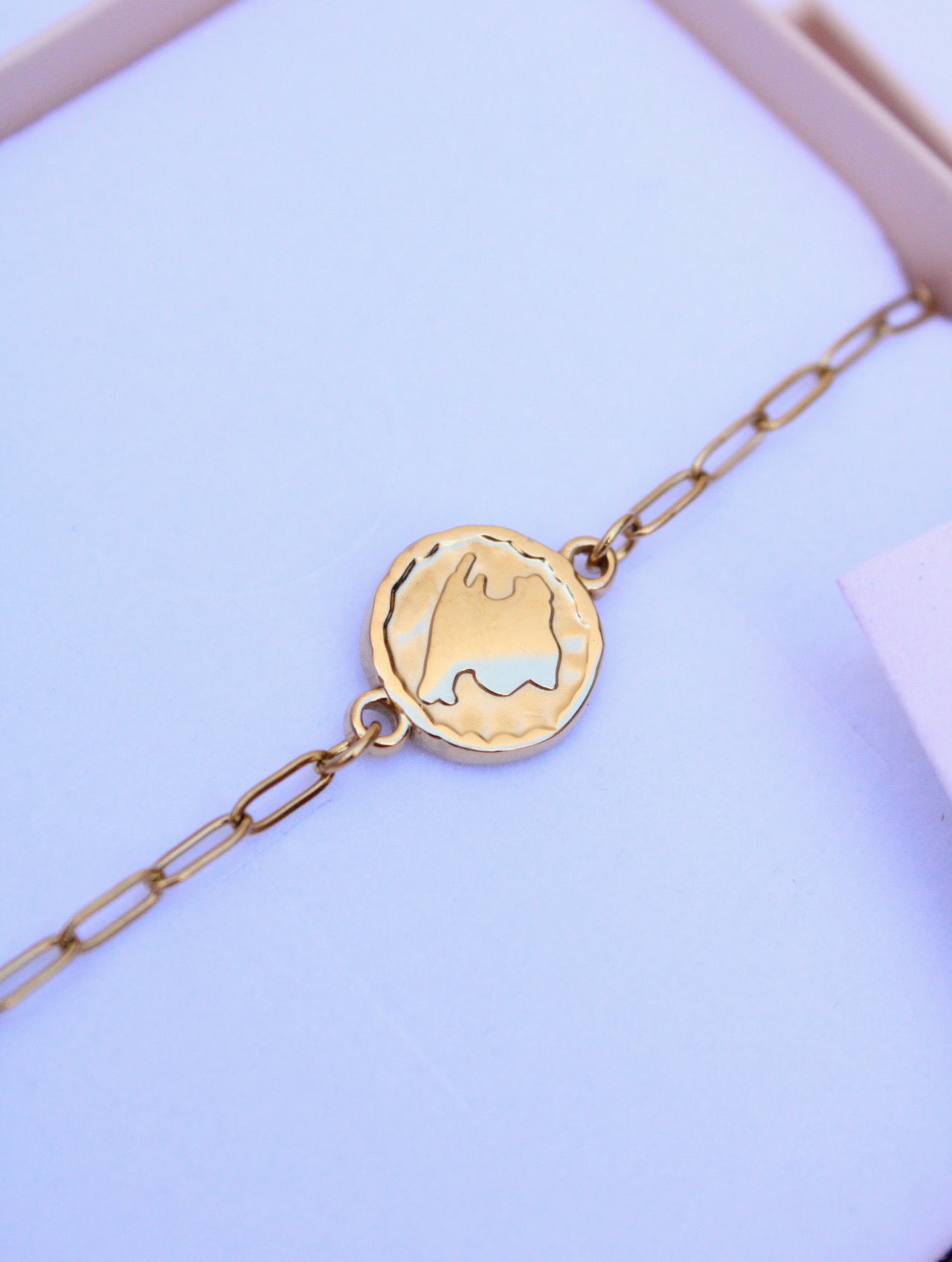Pulsera moneda con la isla de Mallorca: souvenir mallorquín de acero