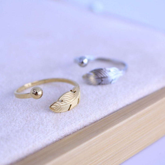 Anillo Pluma y Bola - hetikashop