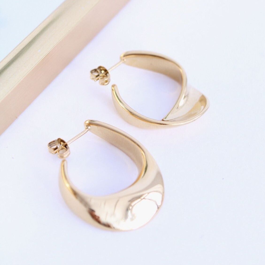 Pendientes Medio aro Oval irregular - hetikashop