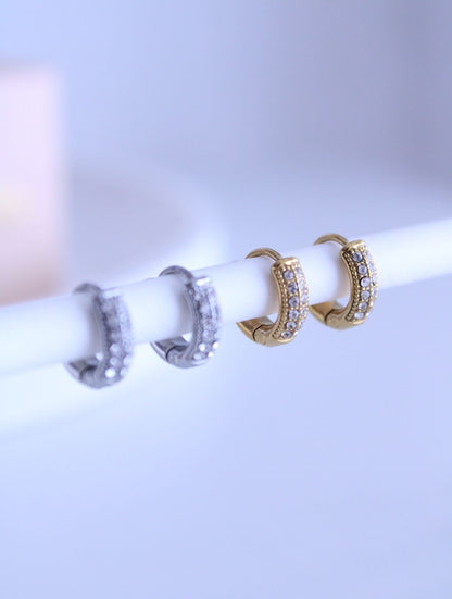 Pendientes Aro Minimal con Circonitas