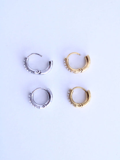 Pendientes Aro Minimal con Circonitas