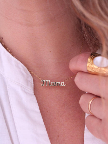 Collar MAMÁ Cursiva