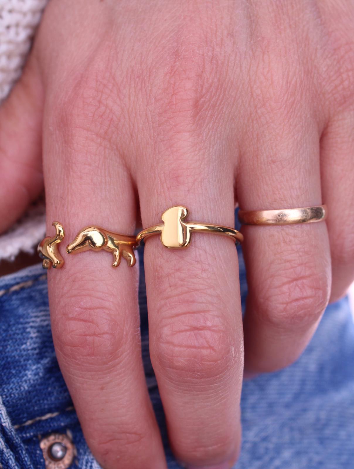 Anillo Perro Salchicha Gold Ajustable